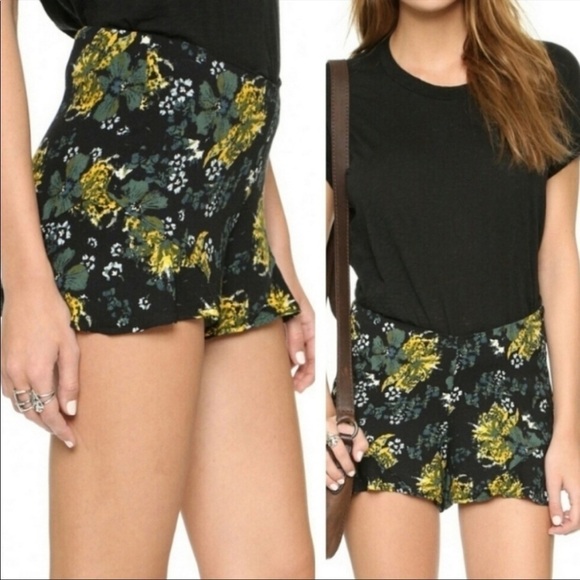 Free people Floral Fiona Flutter Shorts - Picture 1 of 7